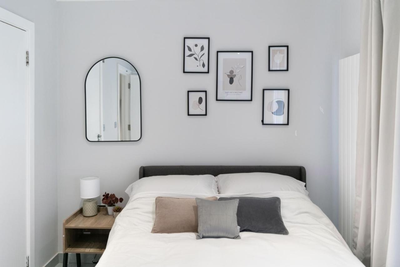 Luxury 5Bd Suite Guest House Londyn Zewnętrze zdjęcie