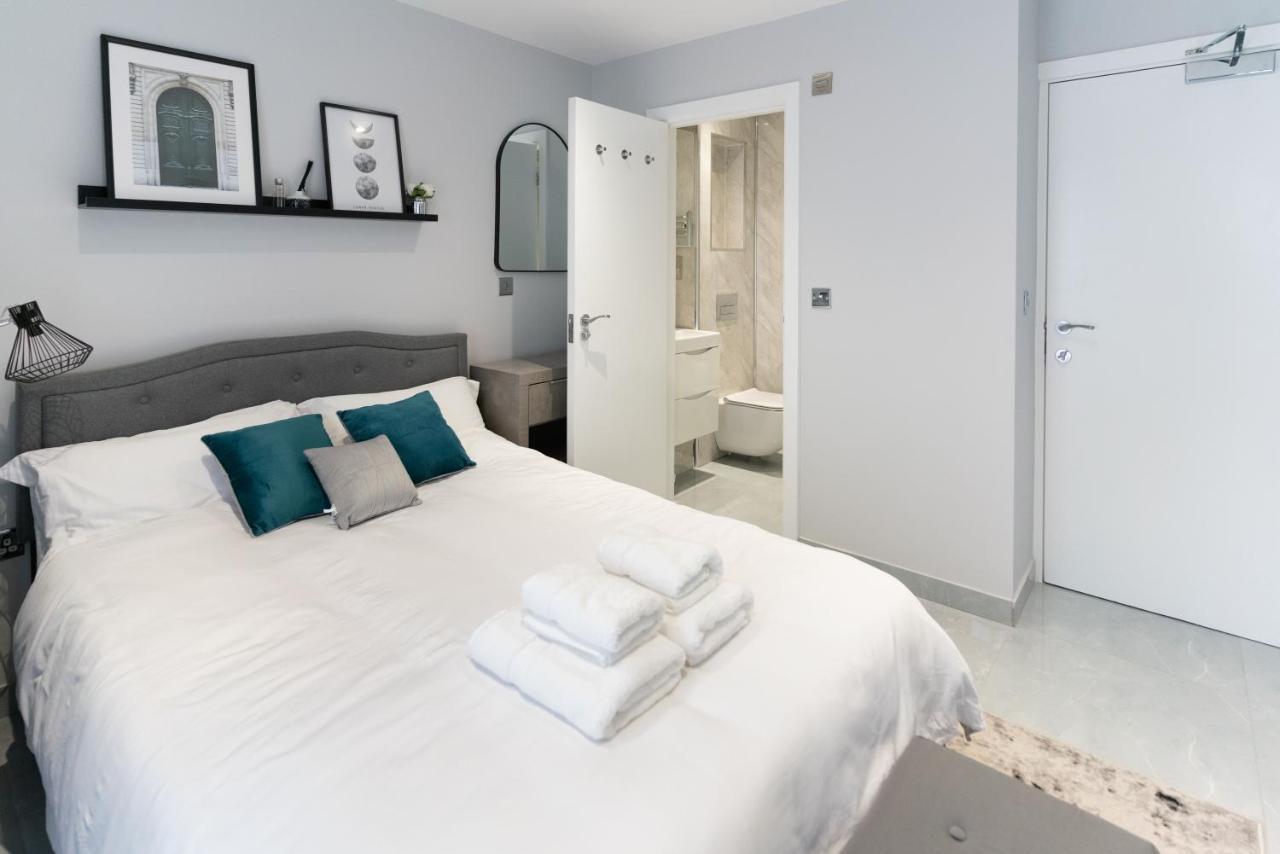Luxury 5Bd Suite Guest House Londyn Zewnętrze zdjęcie